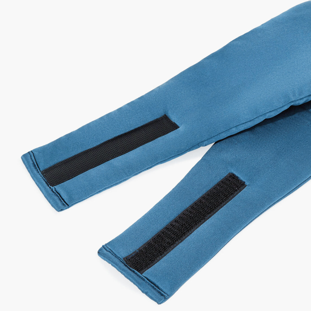 Blue arm sleeves with black straps on a white background Nº 14 Bleu Céleste